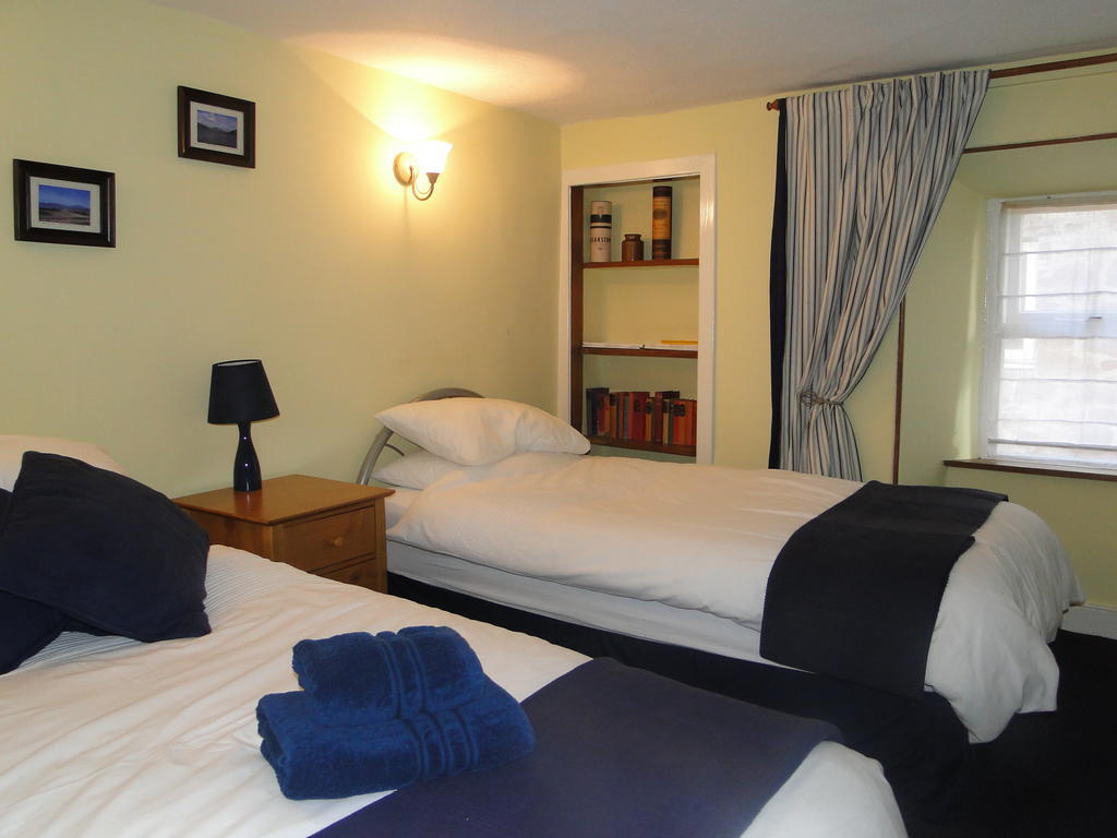 The Red Lion Inn Doune Стая снимка