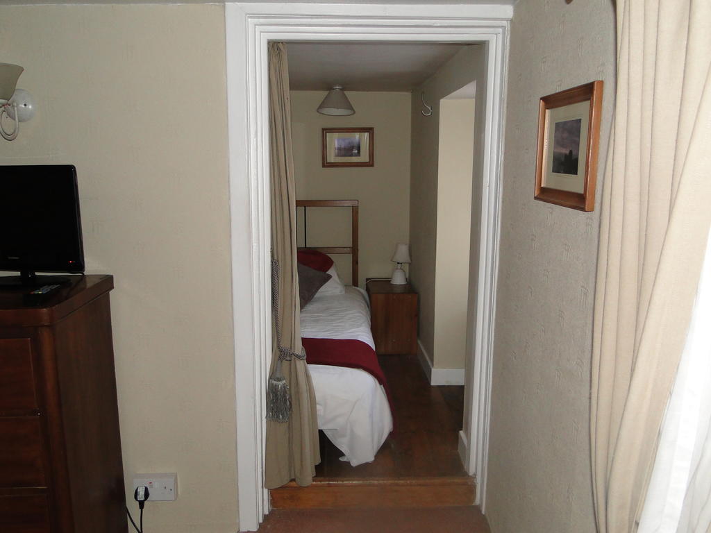 The Red Lion Inn Doune Стая снимка