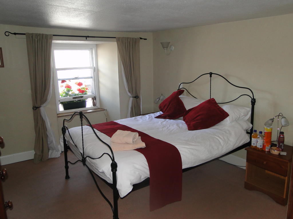 The Red Lion Inn Doune Стая снимка