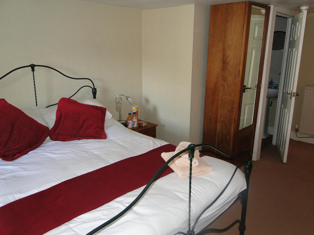 The Red Lion Inn Doune Стая снимка