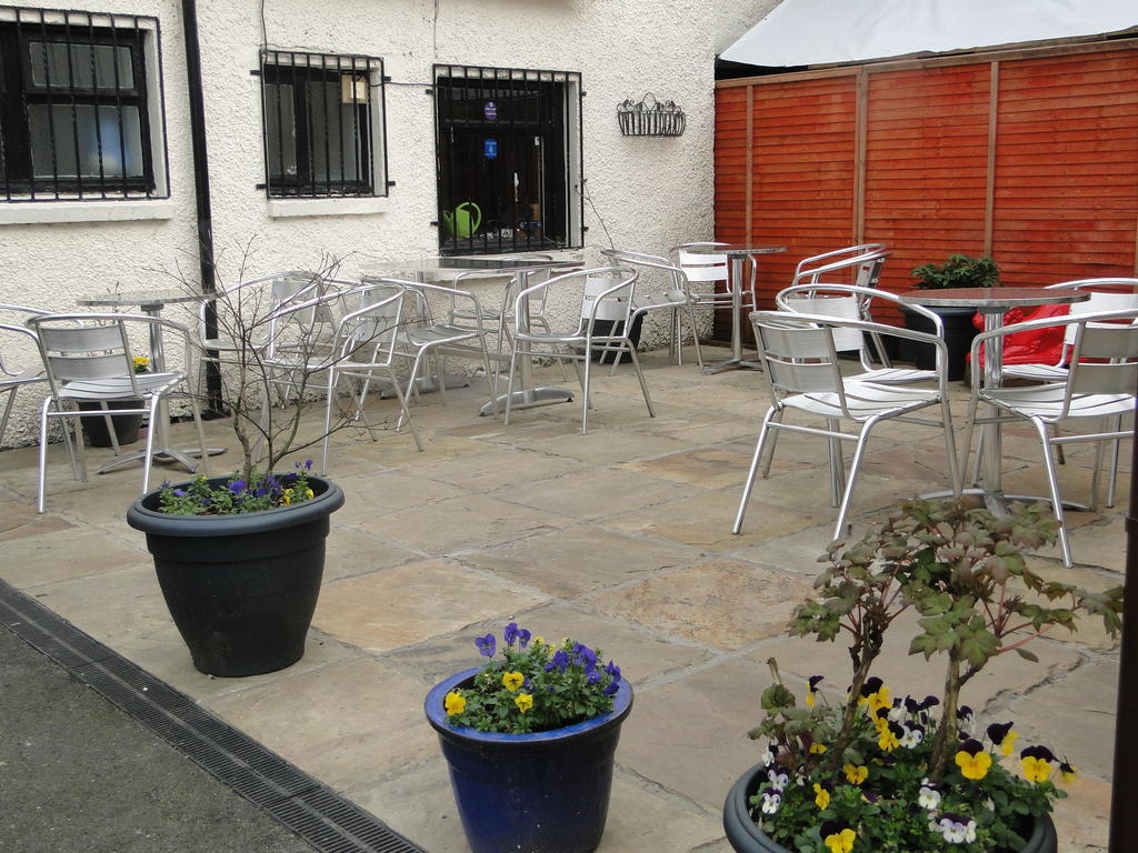 The Red Lion Inn Doune Екстериор снимка