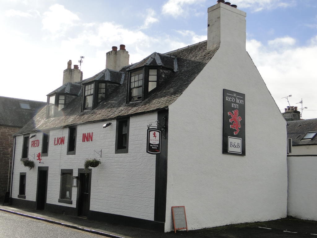 The Red Lion Inn Doune Екстериор снимка